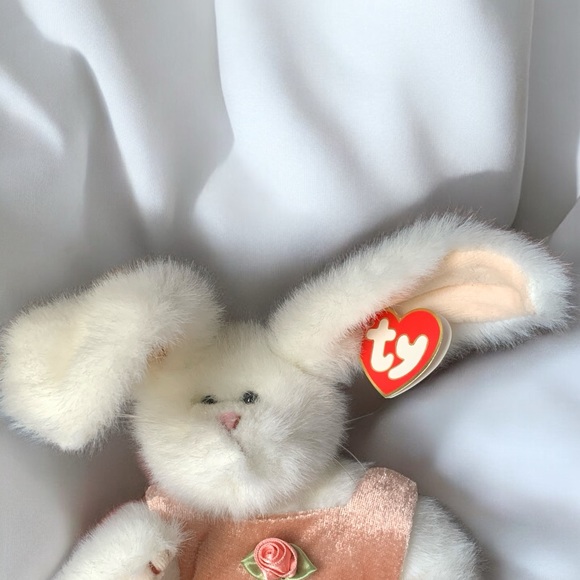 Vintage 1993 TY Attic Treasures “Sara” Soft White Bunny Rabbit Plush Toy Easter - Picture 5 of 12